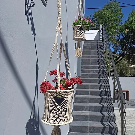 Paradise Apartment, Village Apartment Lardos